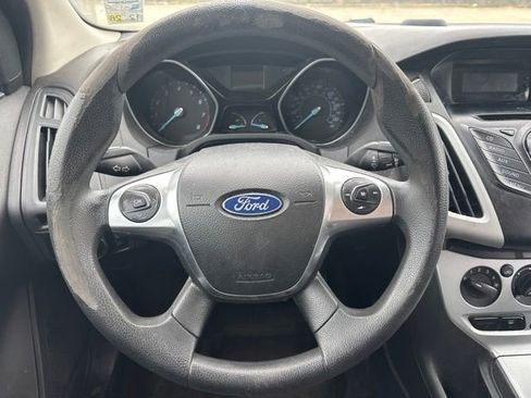 Used 2012 Ford Focus SE FWD image 17