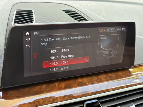Used 2019 BMW 530i xDrive AWD/4WD image 20