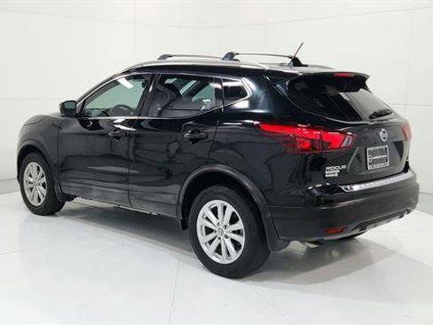 Certified 2019 Nissan Rogue Sport SV w/ Technology Package image 6
