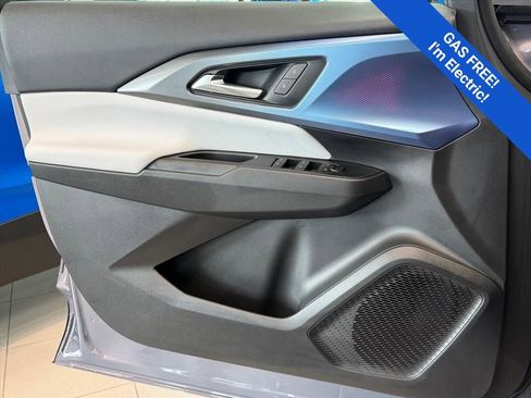 New 2026 Chevrolet Equinox EV LT FWD image 9