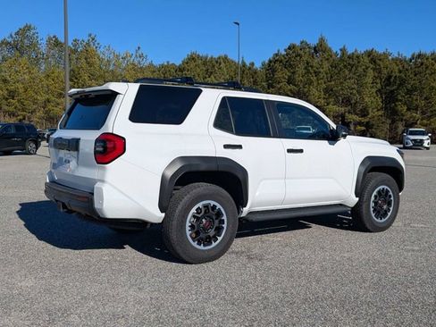 Used 2025 Toyota 4Runner TRD Off-Road Premium image 4
