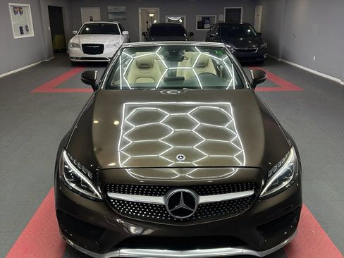 Used 2018 Mercedes-Benz C 300 Cabriolet image 2