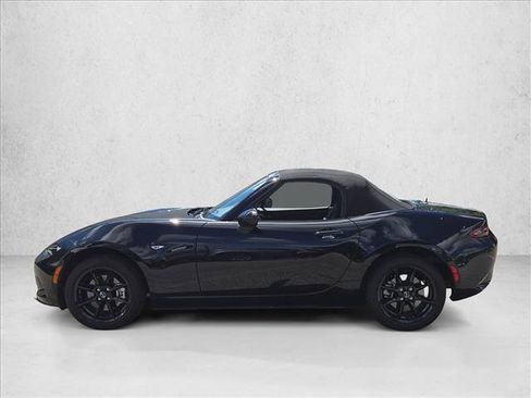 Used 2022 MAZDA MX-5 Miata Sport RWD image 8
