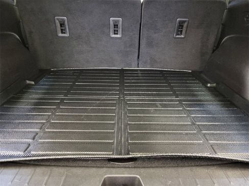 Used 2022 Chevrolet Blazer LT image 16