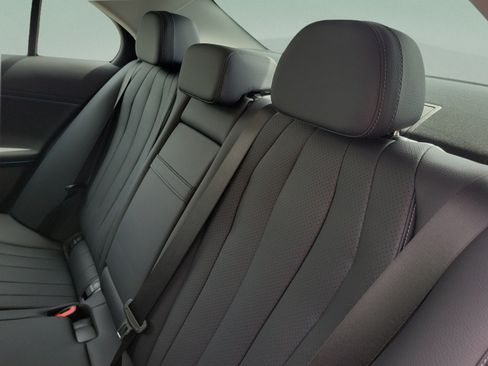 New 2026 Mercedes-Benz E 350 Sedan image 9