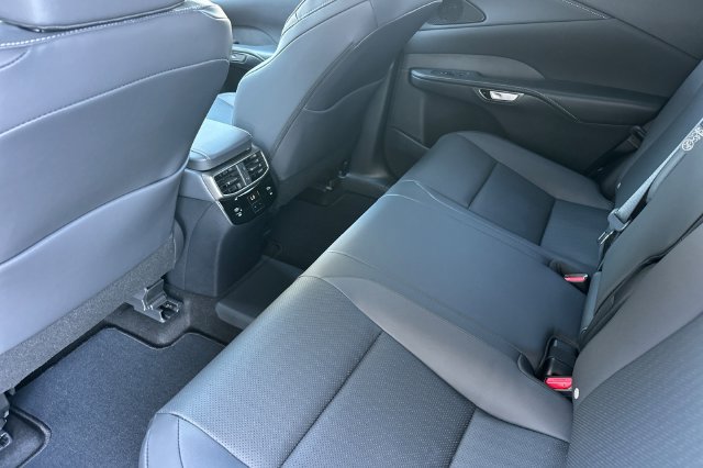 New 2026 Lexus RX 450h AWD w/ Convenience Package image 10