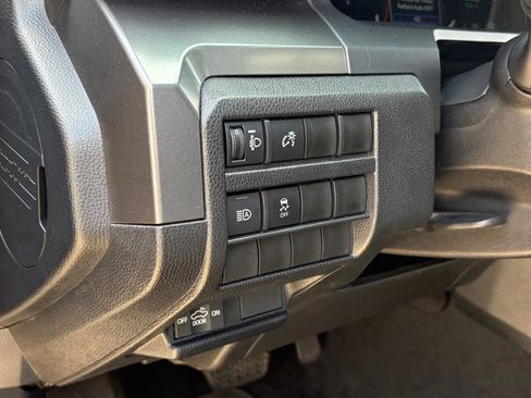 Used 2026 Toyota Tacoma TRD Off-Road AWD/4WD image 7