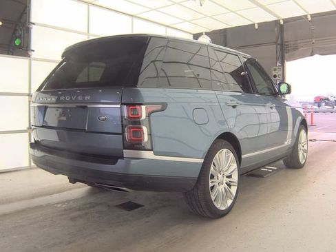 Used 2021 Land Rover Range Rover Autobiography image 3