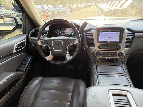 Used 2018 GMC Yukon Denali w/ Denali Ultimate Package RWD image 26