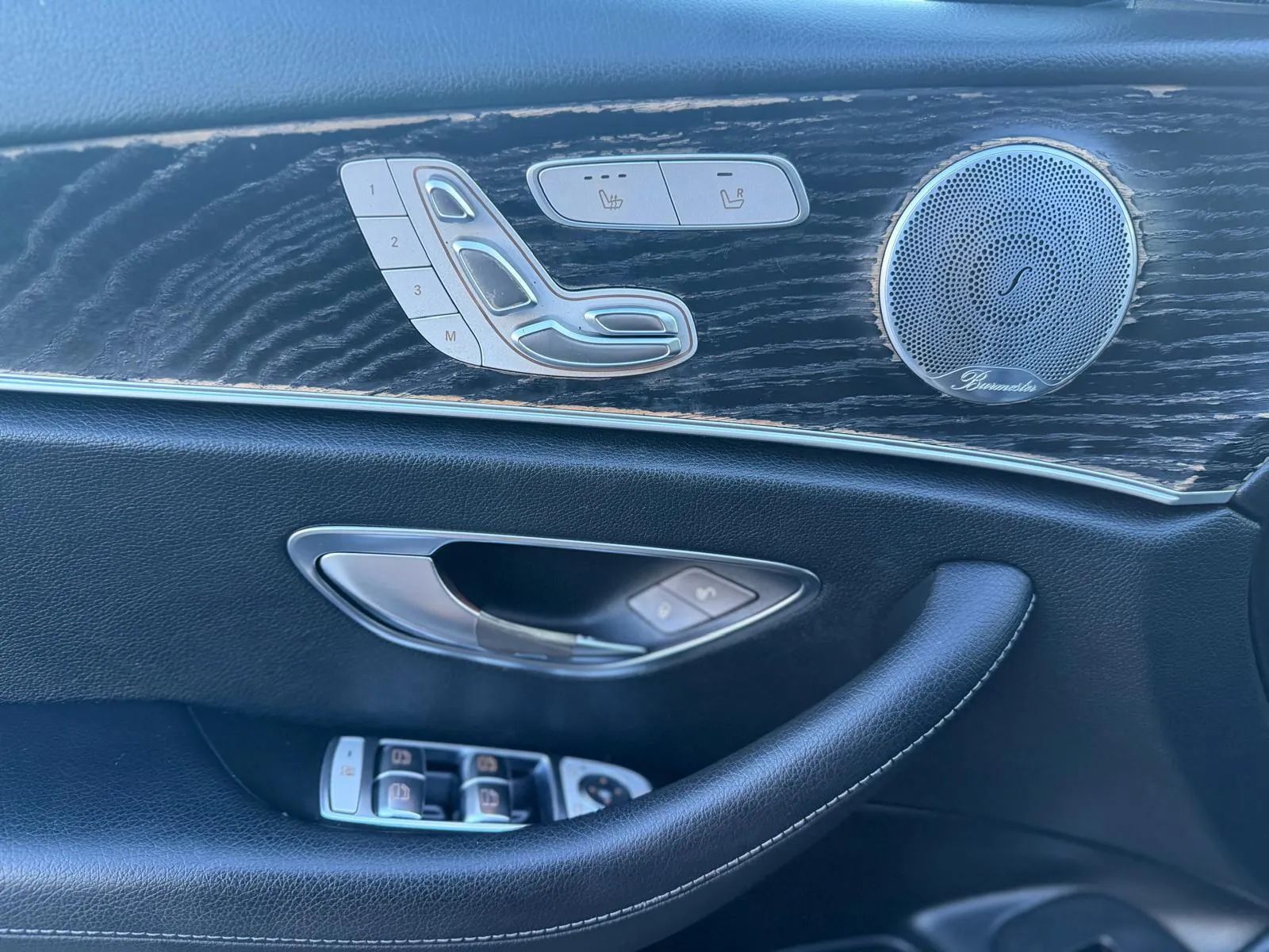 Used 2019 Mercedes-Benz E 300 4MATIC w/ Premium 1 Package image 18