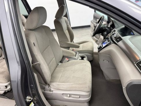 Used 2015 Honda Odyssey EX image 47