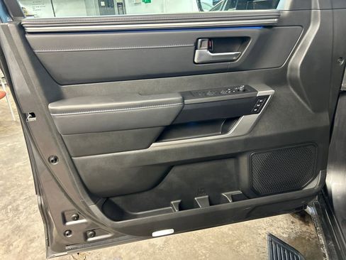 Used 2024 Toyota Tundra Platinum image 10