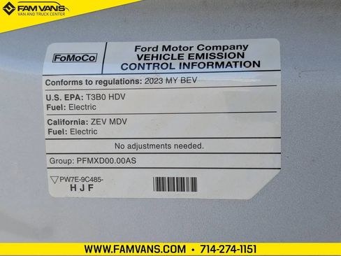 Used 2023 Ford E-Transit Medium Roof RWD image 25