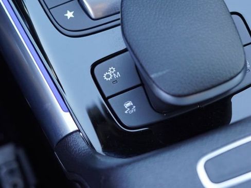 Used 2022 Mercedes-Benz GLA 35 AMG 4MATIC image 35