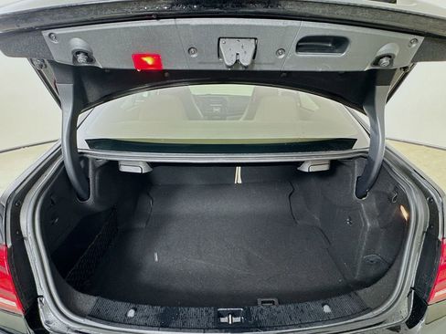 Used 2014 Mercedes-Benz E 350 4MATIC Coupe image 32