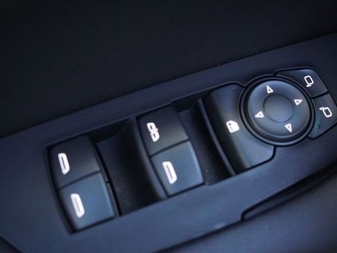 Certified 2025 Chevrolet Blazer RS image 22