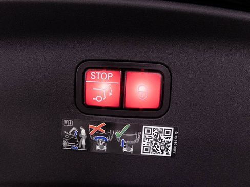 Used 2024 Mercedes-Benz AMG GT 63 S image 31