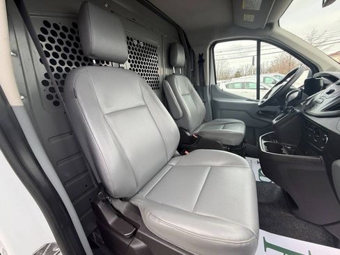 Used 2016 Ford Transit 150 130 Low Roof RWD image 24