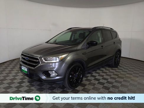 Used 2017 Ford Escape SE w/ Equipment Group 201A AWD/4WD image 1