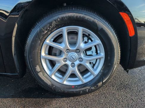 New 2026 Chrysler Pacifica Select image 9