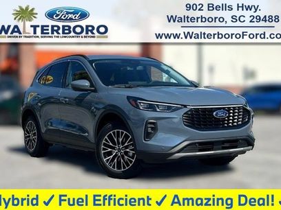 New 2025 Ford Escape SE