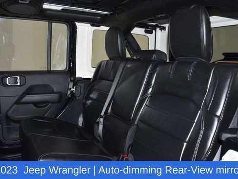 Used 2023 Jeep Wrangler Unlimited Sahara w/ Cold Weather Group AWD/4WD image 30