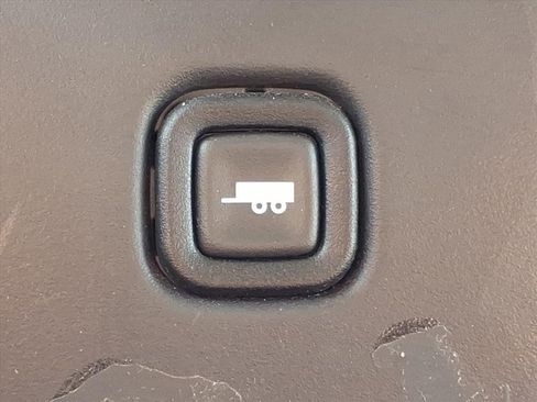 Used 2015 GMC Savana 2500 image 19