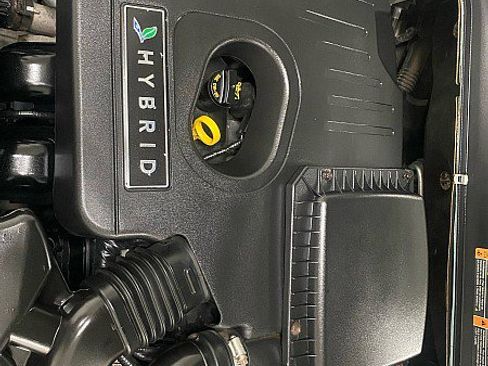 Used 2014 Lincoln MKZ Hybrid w/ Equipment Group 202A Reserve image 17