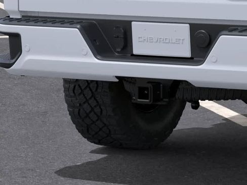 New 2026 Chevrolet Silverado 2500 ZR2 AWD/4WD image 14