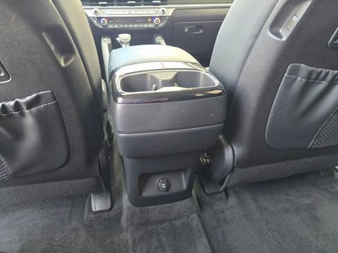 Used 2023 Kia Telluride EX image 25