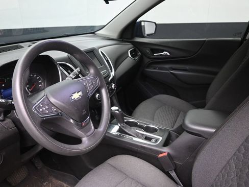 Used 2021 Chevrolet Equinox LT FWD image 18