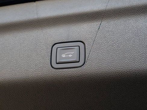 New 2026 GMC Yukon XL Denali w/ Sun & Power Step Package image 21