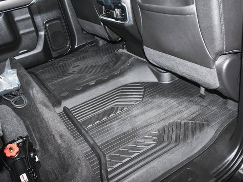 Used 2022 GMC Sierra 1500 AT4 image 46