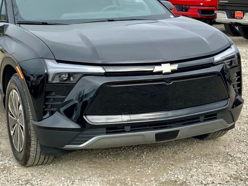 New 2026 Chevrolet Blazer EV LT image 9