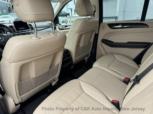 Used 2018 Mercedes-Benz GLE 350 image 32