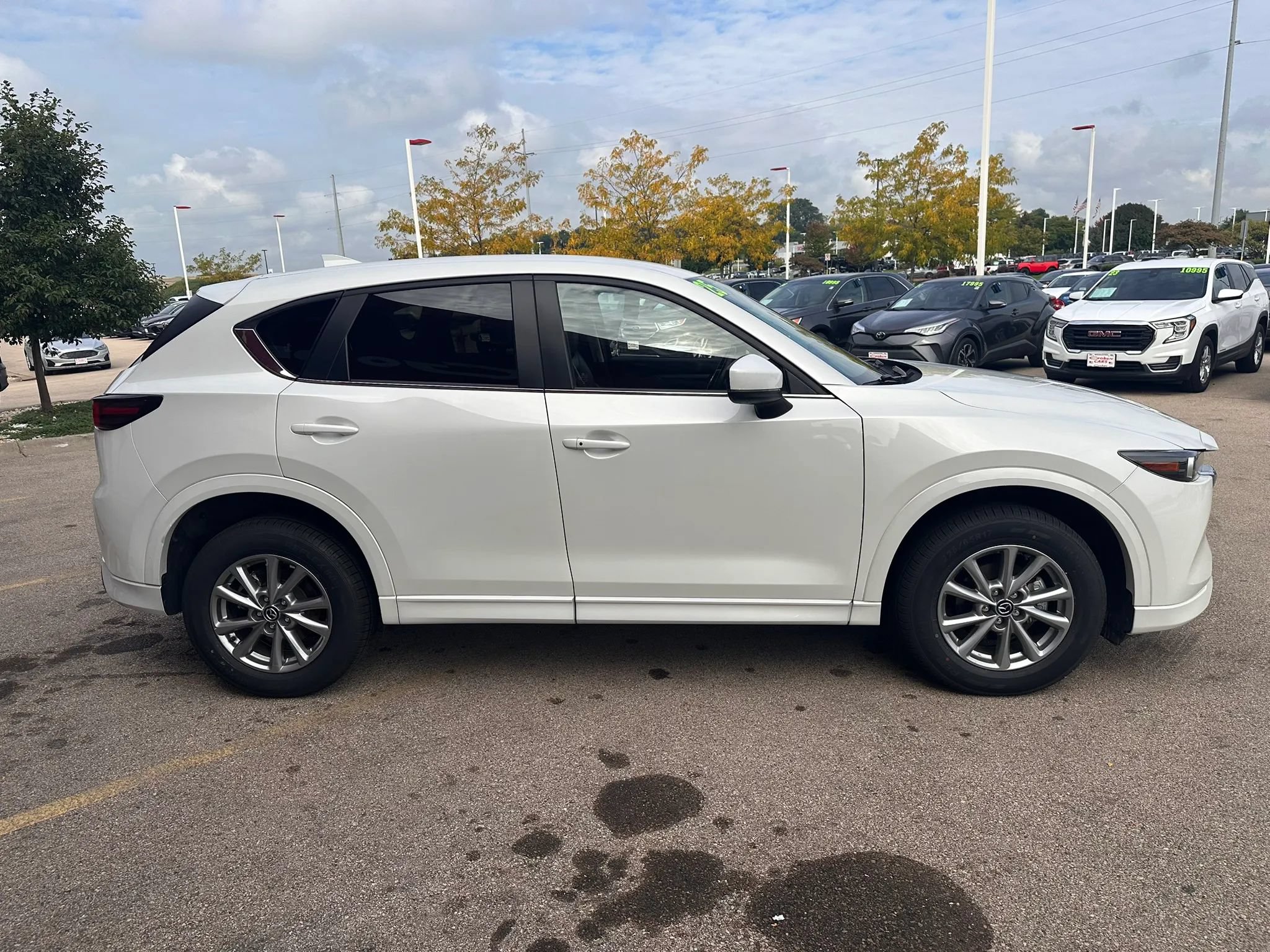 Used 2025 MAZDA CX-5 AWD 2.5 S w/ Select Package image 4