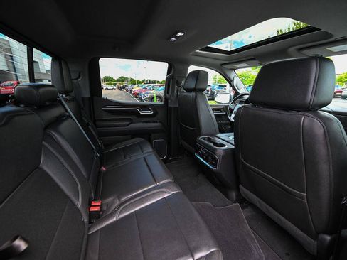 Used 2022 GMC Sierra 1500 SLT w/ SLT Convenience Package AWD/4WD image 27