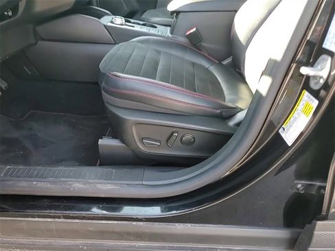 Used 2022 Ford Escape SEL w/ SEL Stealth AWD Package image 12