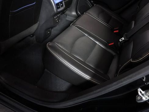 Used 2020 GMC Terrain Denali w/ Denali Premium Package AWD/4WD image 29