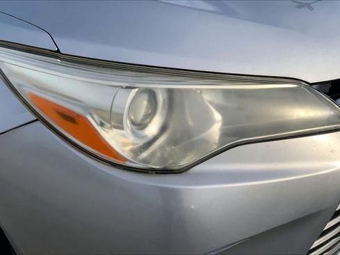 Used 2017 Toyota Camry LE FWD image 27