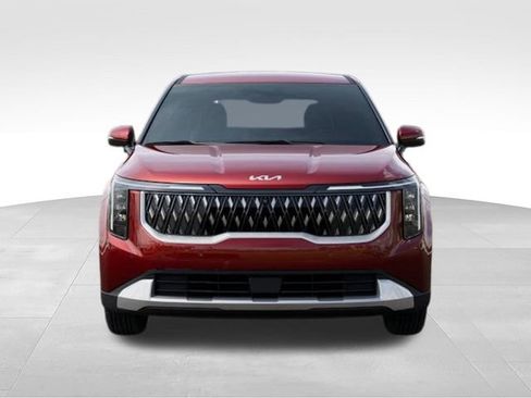 Certified 2026 Kia Carnival EX FWD image 2