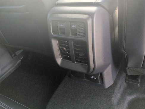 Certified 2025 Ford Bronco Outer Banks AWD/4WD image 29