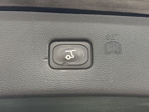 Used 2024 Ford Edge Titanium AWD/4WD image 29