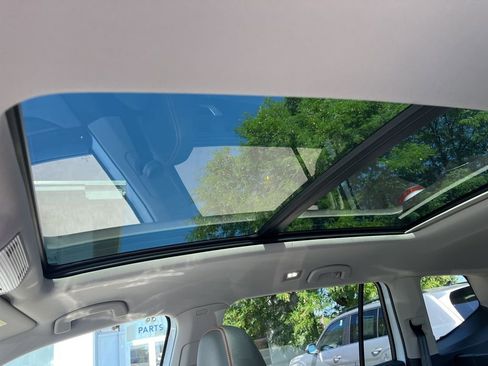 New 2026 Volkswagen Atlas Peak Edition image 18