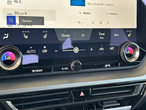 Certified 2025 Lexus TX 350 AWD image 17