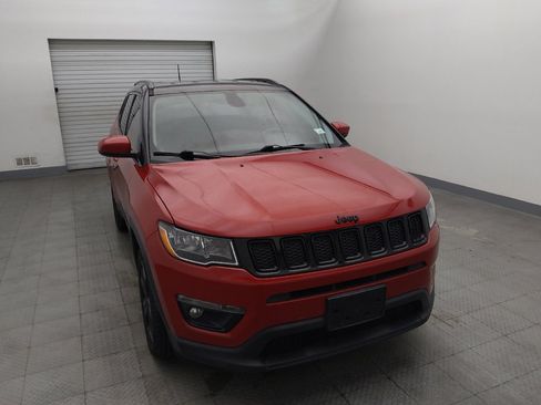 Used 2018 Jeep Compass Latitude w/ Popular Equipment Group FWD image 14