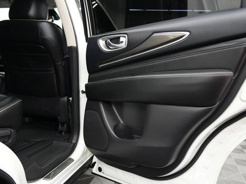 Used 2017 INFINITI QX60 AWD w/ Premium Plus Package image 8