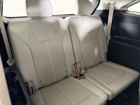 New 2026 Kia Sorento S image 16