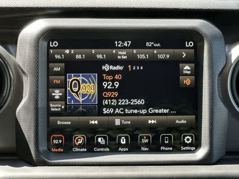 Used 2021 Jeep Wrangler Unlimited Sport AWD/4WD image 11