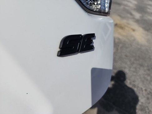 Used 2024 Toyota Corolla SE image 10